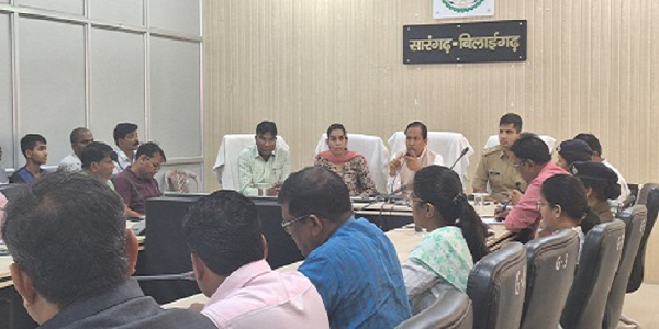 सामान्य प्रेक्षक ने किया रेंडमाईजेशन : ईवीएम का किया कमीशनिंग