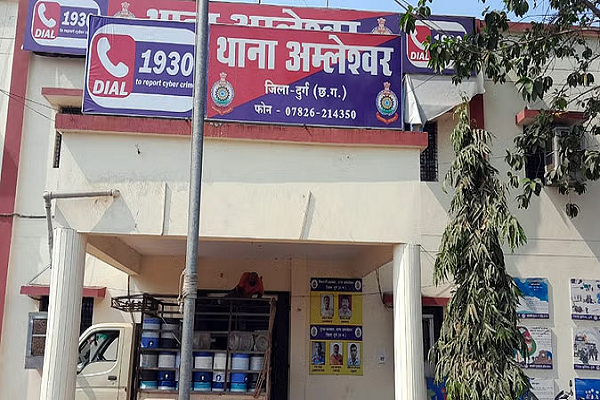 पूर्व सीएम भूपेश बघेल के फॉर्म हाउस में चोरी...