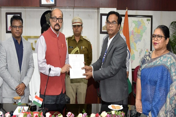 राज्यपाल ने निःक्षय मित्र बनकर टीबी मरीजों के लिए सौंपी सहायता राशि...