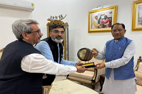 मुख्यमंत्री श्री विष्णु देव साय को आईआईएम रायपुर के पब्लिक लीडरशिप प्रोग्राम में शामिल होने का आमंत्रण