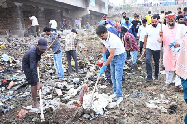 अरपा को संवारने एक जगह समा गया पूरा बिलासपुर