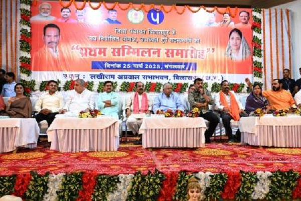 ग्रामीणों की आशाओं के अनुरूप करें काम : तोखन साहू