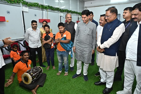 मुख्यमंत्री विष्णु देव साय ने मनोविकास केंद्र का किया अवलोकन