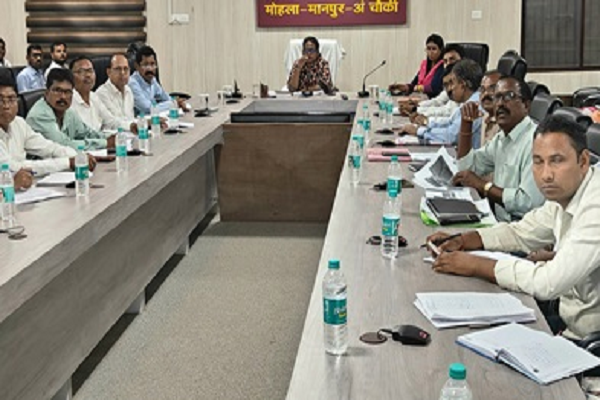 कलेक्टर ने कृषि, उद्यानिकी, मत्स्य व पशुपालन योजनाओं की समीक्षा की