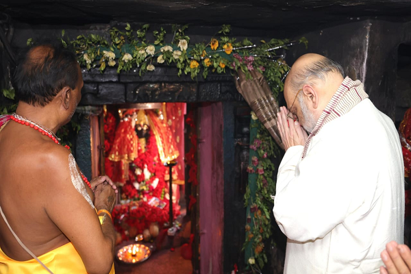  केंद्रीय गृह मंत्री का ऐलान: हर नक्सल मुक्त गांव को मिलेगी 1 करोड़ रुपए की विकास निधि