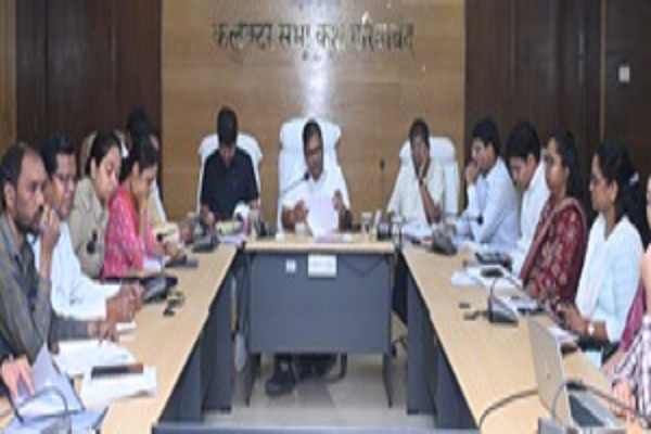 सुशासन तिहार के दौरान लापरवाही बर्दाश्त नहीं की जायेगी : कलेक्टर