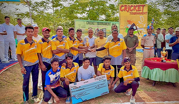 85 बटालियन द्वारा सिविक एसेक्शन प्रोग्राम के तहत क्रिकेट टूर्नामेंट का आयोजन