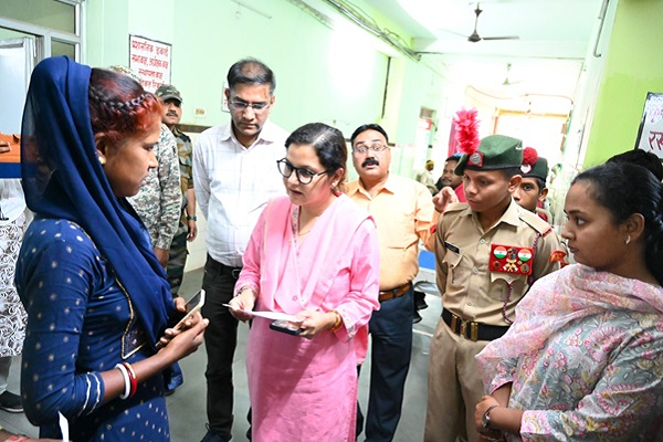 प्रशासन ने दिया जल्द समाधान का भरोसा