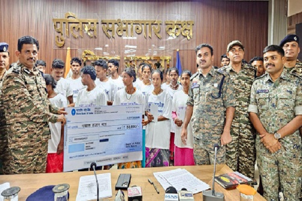 बड़ेसट्टी बनी छत्तीसगढ़ की पहली नक्सल मुक्त पंचायत