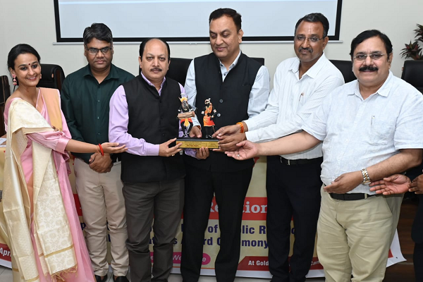 जनसंपर्क में उत्कृष्ट योगदान के लिए हस्तियों को मिला पीआरएसआई पुरस्कार