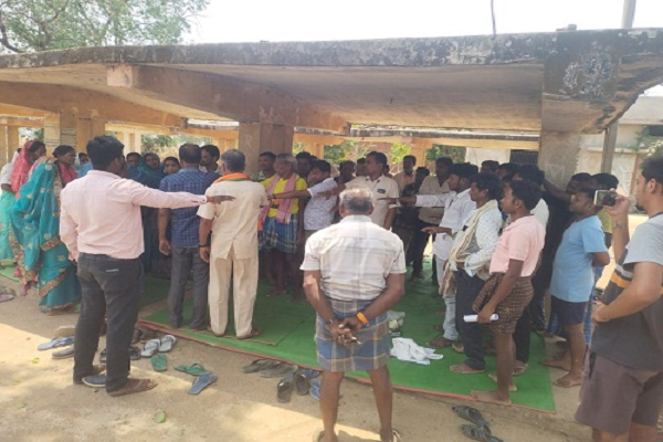 ग्राम पंचायत बड़े घोठला के ग्रामसभा में लिया गया 1 नेशन 1 इलेक्शन का संकल्प