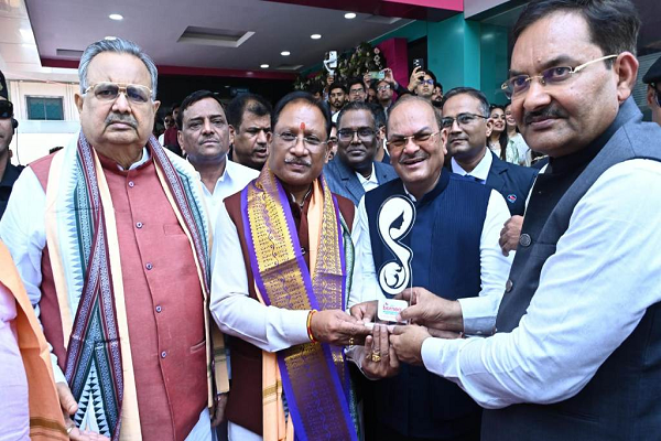 मुख्यमंत्री श्री विष्णु देव साय ने 'बॉर्नियो मदर एंड चाइल्ड केयर हॉस्पिटल' का किया शुभारंभ