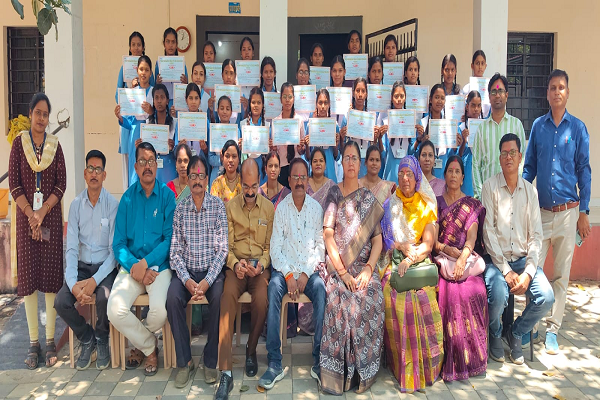 कन्या उच्चतर माध्यमिक विद्यालय गरियाबंद में इंटर्नशिप कार्यक्रम का प्रभावी आयोजन