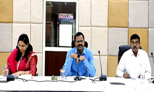 सुशासन तिहार के तहत प्राप्त आवेदनों का निराकरण सुनिश्चित करें : कलेक्टर