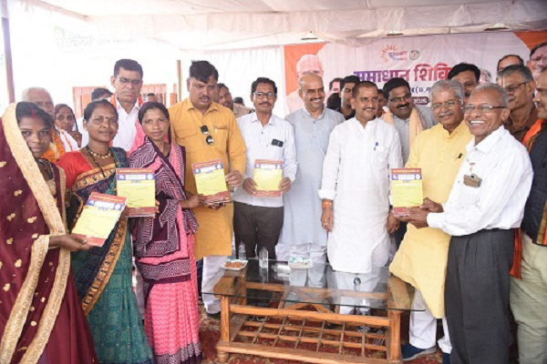 सुशासन तिहार से लोगों की समस्याओं का हो रहा समयबद्ध एवं पारदर्शी समाधान : तोखन साहू