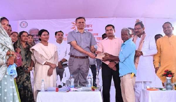 सुशासन तिहार के दौरान प्राप्त सभी आवेदनों का किया जाएगा समुचित निराकरण : राठौर