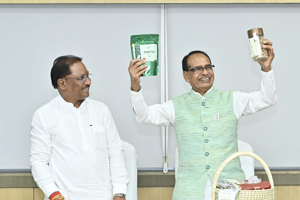  छत्तीसगढ़ की संस्कृति, स्वाद और स्वावलंबन की सोंधी महक से सजी जशप्योर ब्रांड के उत्पादों की केंद्रीय कृषि मंत्री श्री शिवराज सिंह चौहान ने की सराहना