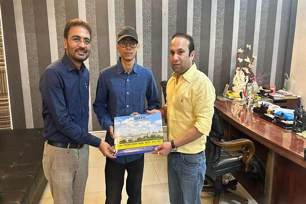 पहलगाम शहीद के परिवार को MATS विश्वविद्यालय द्वारा पूर्ण छात्रवृत्ति प्रदान