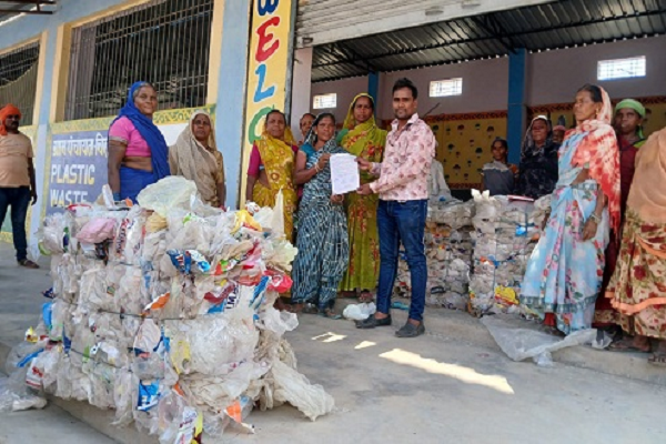 एक कदम प्लास्टिक मुक्त विकासखण्ड बनाने की ओर