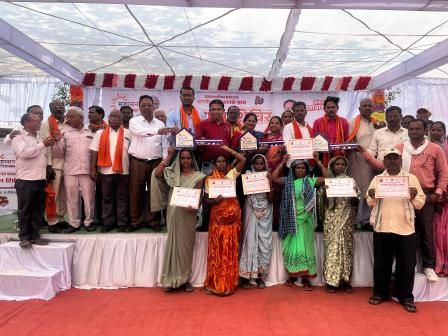 सुशासन तिहार : विकास खंड अंबागढ़ चौकी के ग्राम पंचायत मोंगरा कलस्टर में 2180 आवेदनों का हुआ समाधान