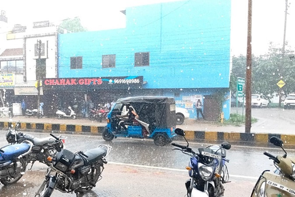 छत्तीसगढ़ में समय से पहले मानसून की दस्तक: मई में रिकॉर्डतोड़ बारिश