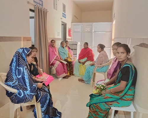 जिले के सभी विकासखण्डों में चलाया गया प्रधानमंत्री सुरक्षित मातृत्व अभियान