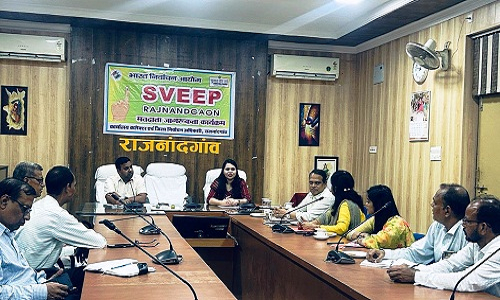 दिव्यांग मतदाताओं के सुगम समावेशी मतदान हेतु डीएमसीएइ बैठक संपन्न