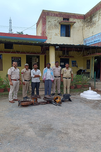 भोरमदेव शक्कर कारखाना से 10 लाख की चोरी का खुलासा, दो आरोपी गिरफ्तार, चोरी का सामान बरामद, कबाड़ व्यवसायी पर भी कार्रवाई