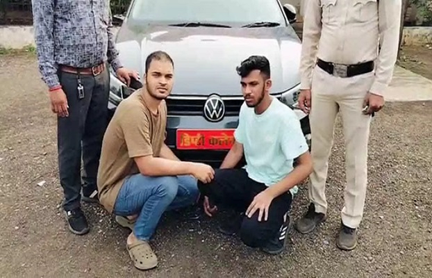 कार में डिप्टी कलेक्टर का नेम प्लेट लगाना पड़ा भारी, युवक गिरफ्तार