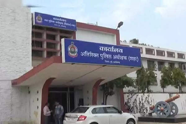 मकान मालिकों को चेतावनी, थानों में किरायेदारों की जानकारी दें