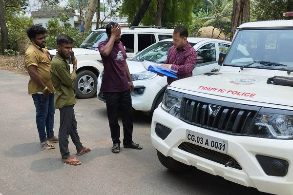 लापरवाह वाहन चालकों पर कड़ी कार्रवाई: 18 के लाइसेंस निलंबित