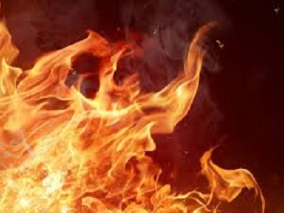 शनिचरी बाजार की 12 से अधिक दुकानें जलकर खाक