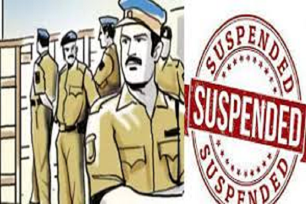 ड्यूटी में लापरवाही, 5 पुलिस कर्मी सस्पेंड