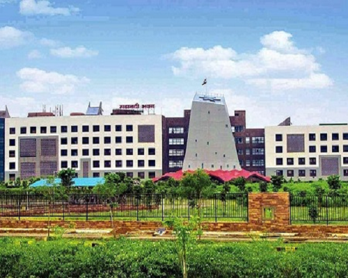 नई तबादला नीति: पति-पत्नी को एक स्थान पर पोस्टिंग, गंभीर बीमारियों पर विशेष प्रावधान