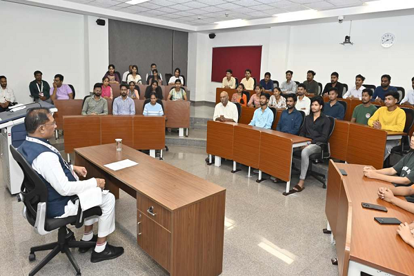 कैरियर निर्माण में अपनी क्षमता का बेहतर उपयोग करें युवा : मुख्यमंत्री साय