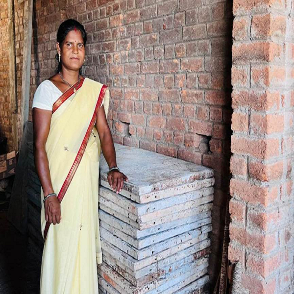 शासन की योजनाओं से सशक्त बनी जशपुर की लालमती