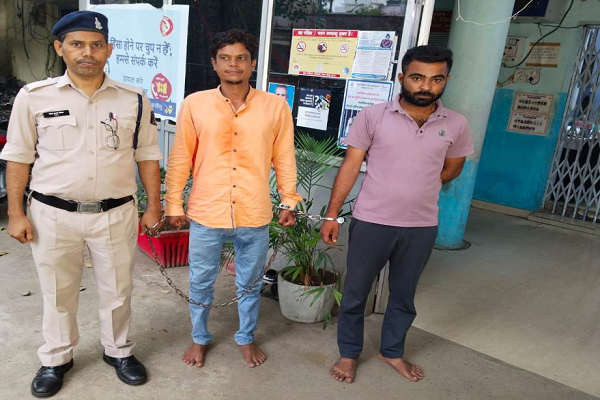  तोमर बंधुओं के लिए वसूली करने वाले 2 आरोपी गिरफ्तार