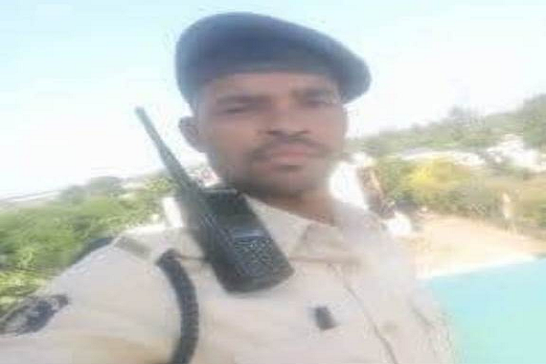 पुलिस की नौकरी दिलाने के नाम पर लाखों की ठगी करने वाला आरोपी गिरफ्तार