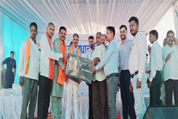 सरकार गरीबों और किसानों के हित में लगातार कार्य कर रही : विधायक ईश्वर साहू