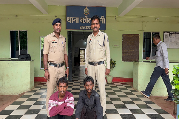 बस स्टैंड क्षेत्र में पुलिस की दबिश &ndash; दो सक्रिय बदमाश गिरफ्तार, रात्रिकालीन निगरानी भी लगातार जारी