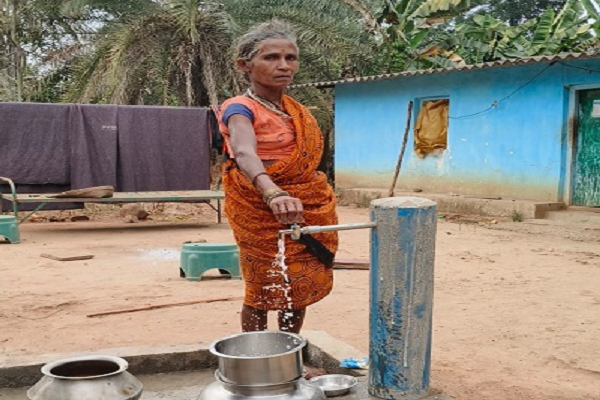 इरकभट्टी के 55 परिवारों को हर घर नल कनेक्शन से मिल रहा शुद्ध पेयजल