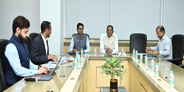 मुख्यमंत्री श्री साय ने जीएसटी विभाग की समीक्षा बैठक में कर अपवंचन पर सख्ती के दिए निर्देश