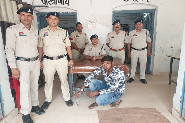  घरेलू रंजिश के चलते कलयुगी भाई ने अपने ही बड़े भाई का कर दिया हत्या एवं साक्ष्य छुपाने के उद्देश्य से स्वयं ही अज्ञात व्यक्ति के विरूद्ध किया थाने में रिपोर्ट                                                     