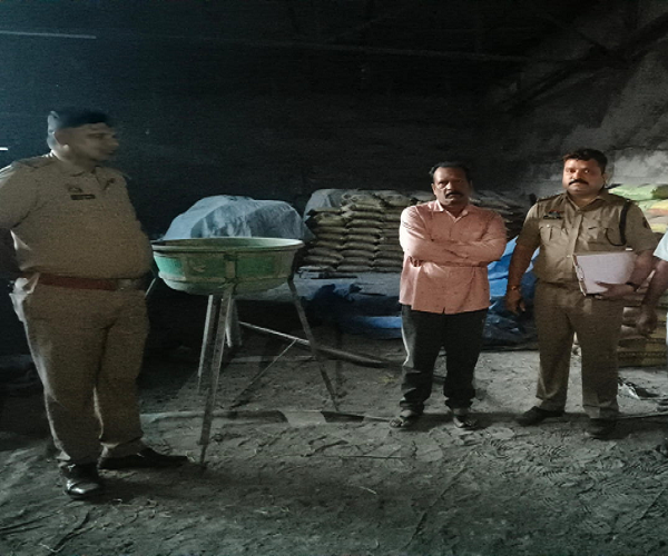 अर्जुंदा पुलिस की बड़ी कार्यवाही : अल्ट्राटेक सीमेंट के नाम पर मिलावटी सीमेंट बेचने वाला आरोपी गिरफ्तार