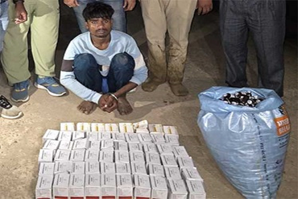 2413 इंजेक्शन के साथ एक गिरफ्तार, मुख्य सरगना फरार