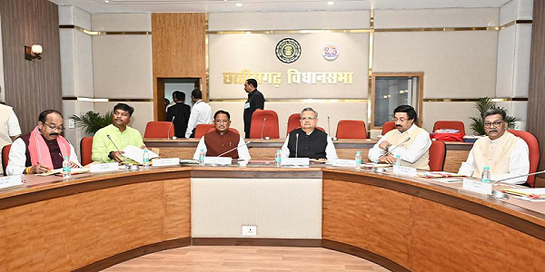 विस अध्यक्ष डॉ. रमन सिंह की अध्यक्षता में कार्य मंत्रणा समिति की बैठक संपन्न