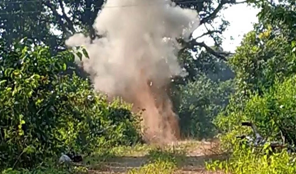 बीजापुर में प्रेशर IED विस्फोट, एक किशोरी सहित तीन ग्रामीण घायल