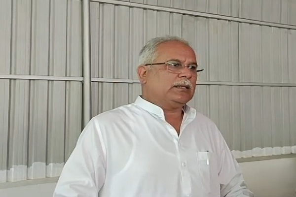 भूपेश बघेल के घर ED की रेड