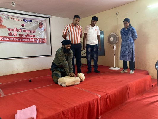 प्रोजेक्ट सुरक्षा' के तहत सुरक्षा अधिकारियों को CPR और प्राथमिक उपचार का प्रशिक्षण प्रदान किया गया