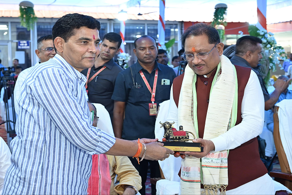  हरेली पर्व छत्तीसगढ़ की समृद्ध संस्कृति और प्रकृति से जुड़ाव का उत्सव है &ndash; मुख्यमंत्री श्री विष्णु देव साय